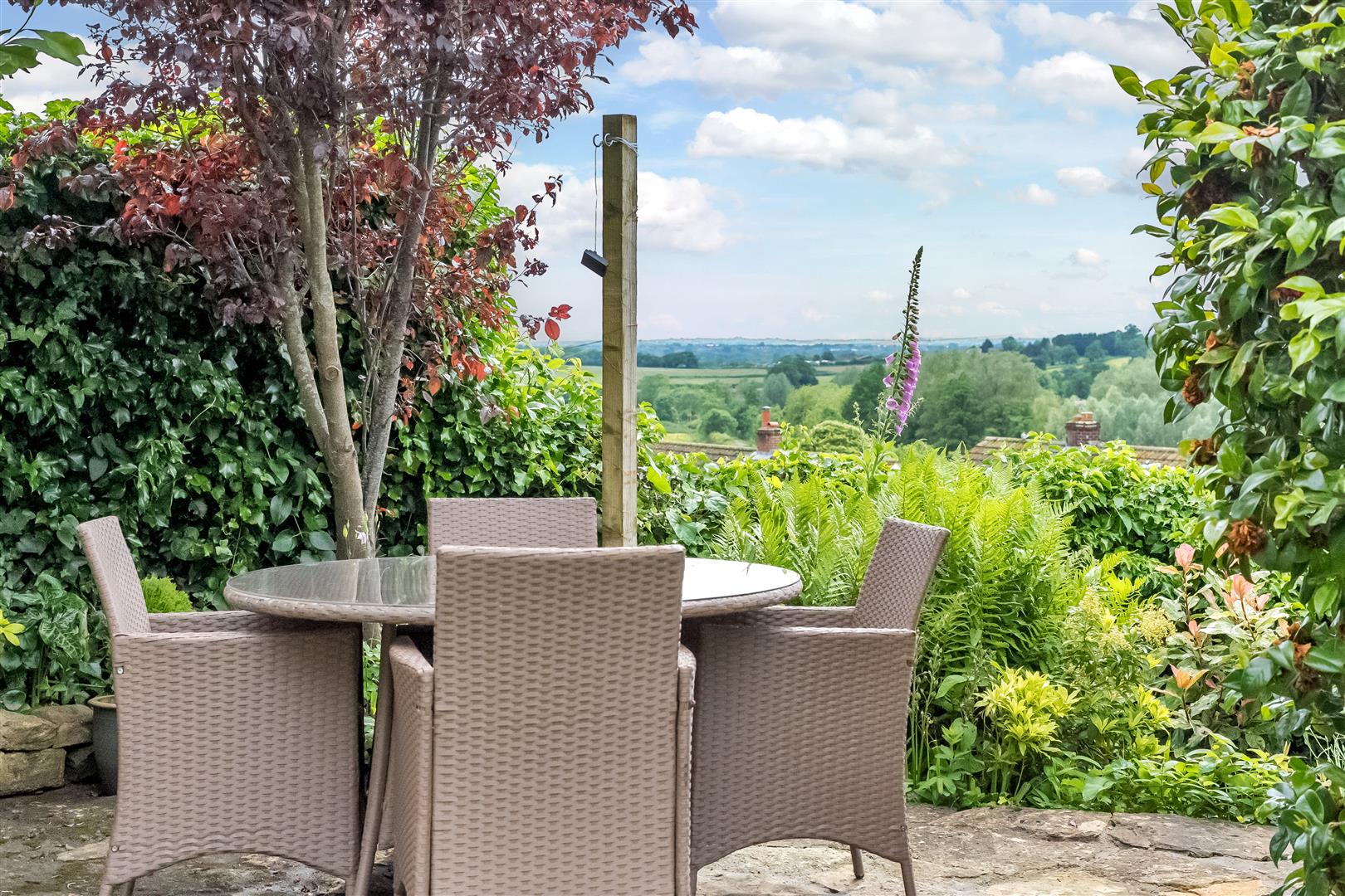 Church Hill, Bromham